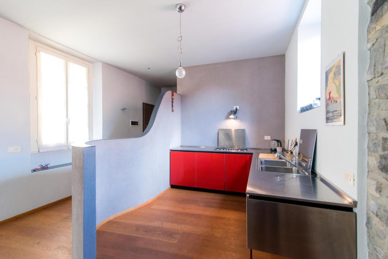 Antica Via Volta - The House Of Travelers Apartment Como Exterior photo