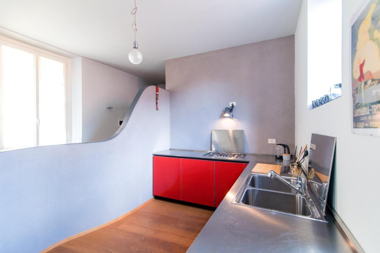 Antica Via Volta - The House Of Travelers Apartment Como Exterior photo